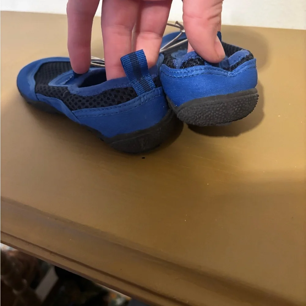 Blue and Black Mesh water Sneakers